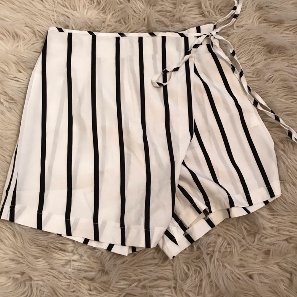 Black and white overlap shorts